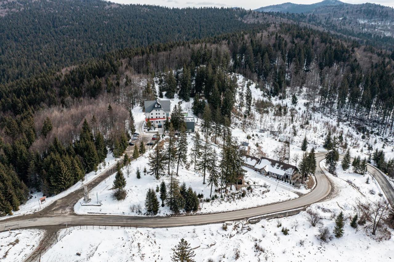 Complex Hotelier Cota O Mie Sinaia Exterior foto